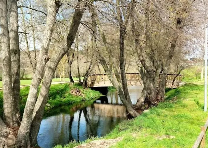 Casa Ponte Pedrinha 아파트 Tarouca